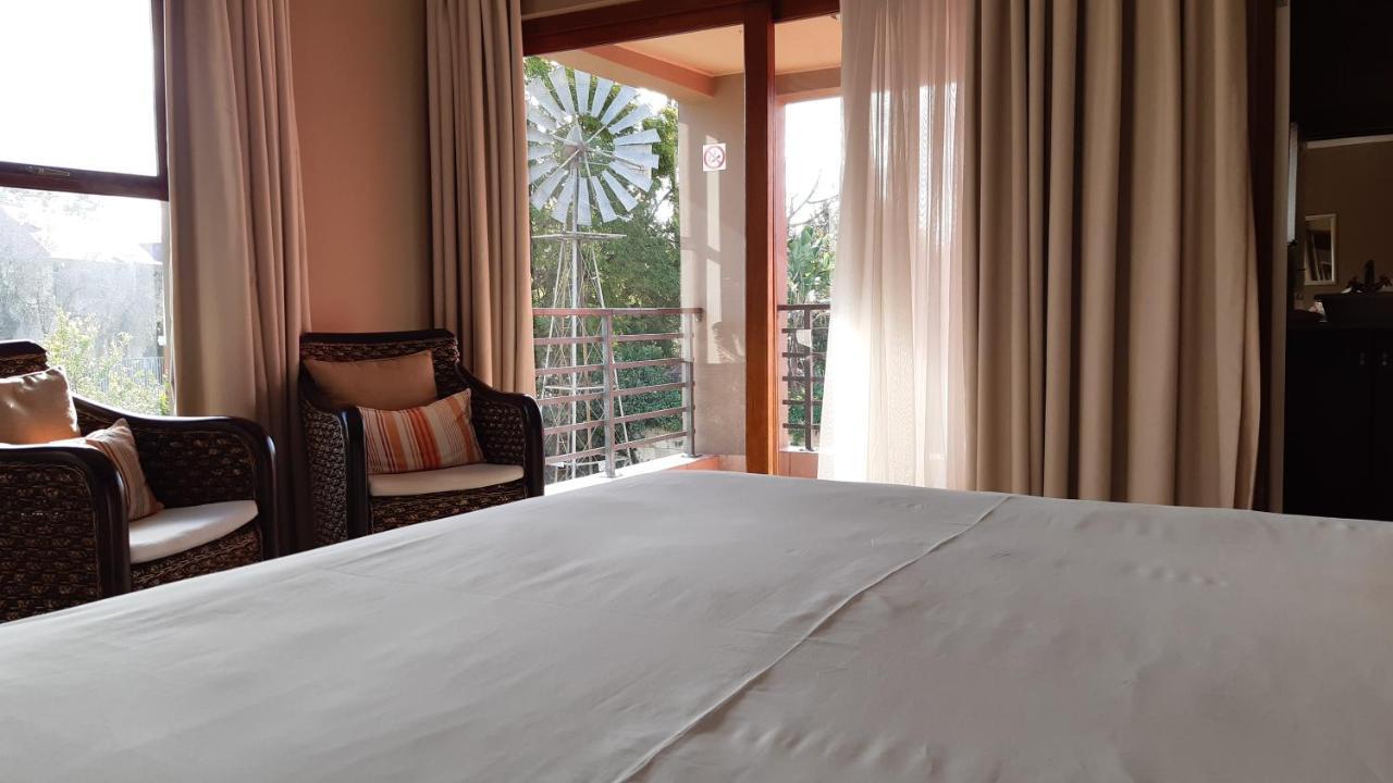 Karoo Sun Boutique Guest House Оудсхорн Екстериор снимка