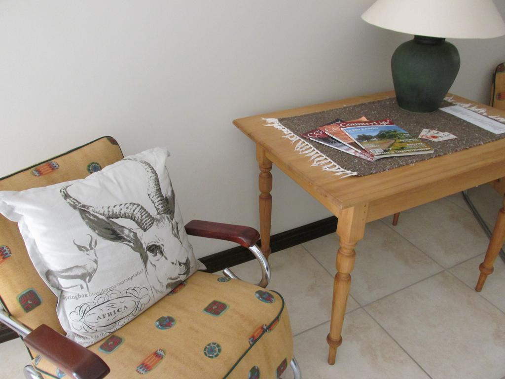 Karoo Sun Boutique Guest House Оудсхорн Екстериор снимка