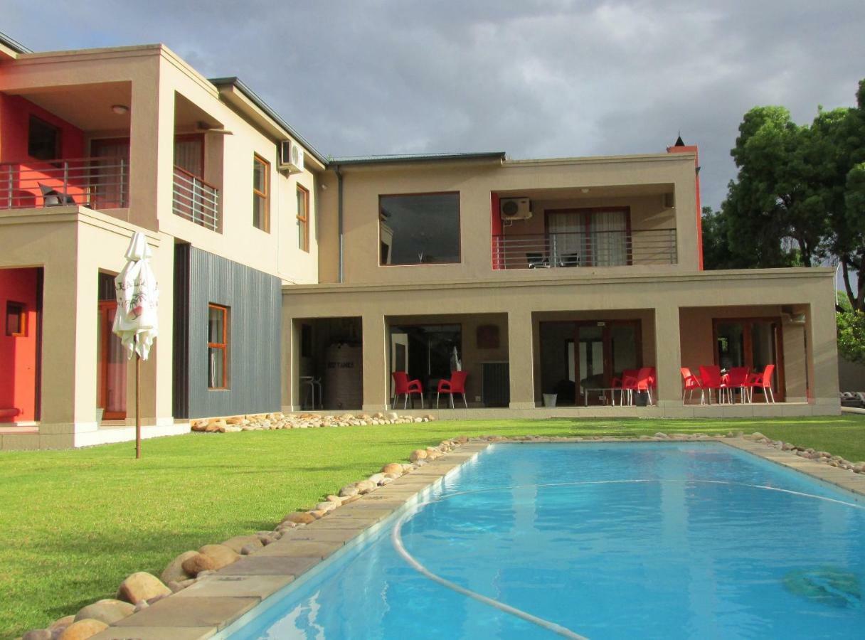 Karoo Sun Boutique Guest House Оудсхорн Екстериор снимка